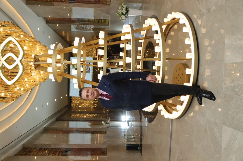 Sofitel Istanbul Taksim�den Gelece�e I��k Tutan Y�lba�� A�ac� Daveti